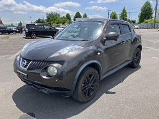 NISSAN JUKE 2011