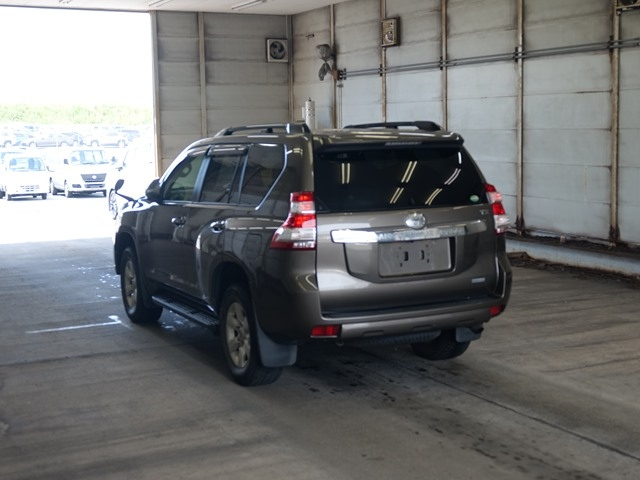 TOYOTA LAND CRUISER PRADO 2015