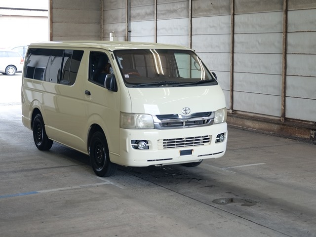 TOYOTA HIACE VAN 2006