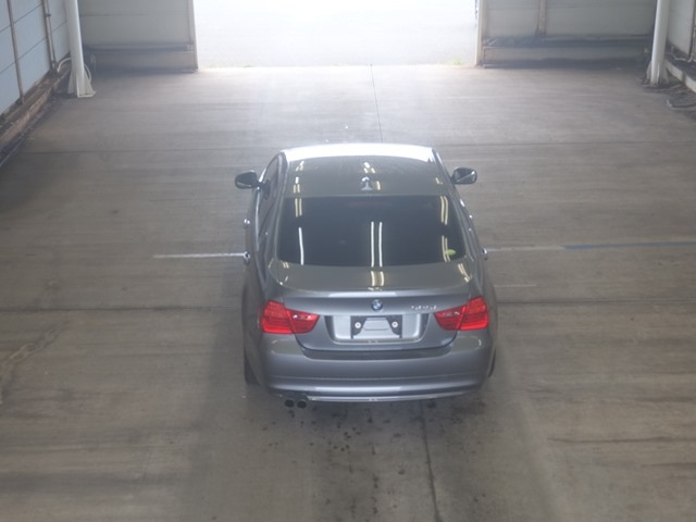 BMW 3 SERIES 2010