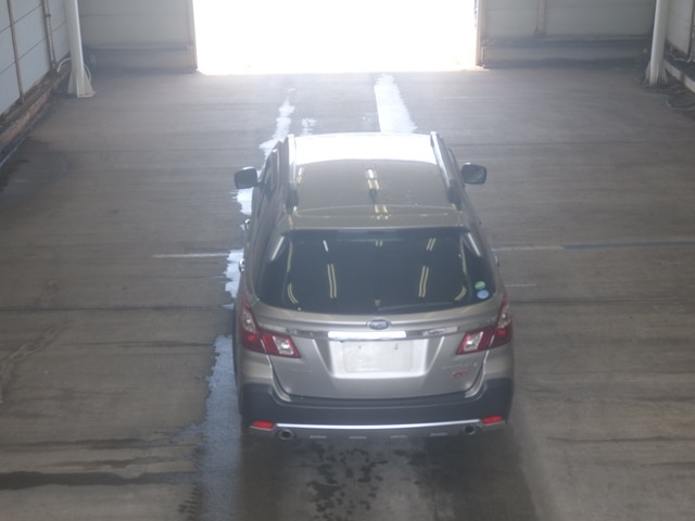 SUBARU EXIGA 2015