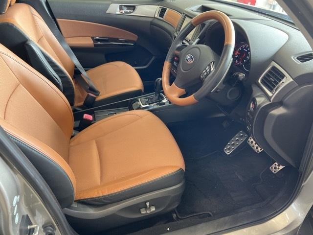 SUBARU EXIGA 2015