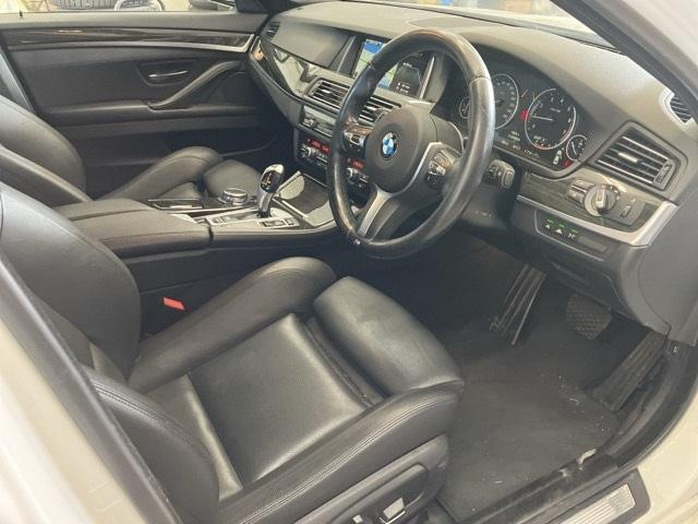 BMW 5 SERIES 2016