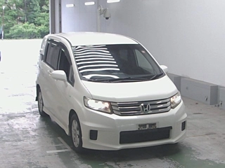 HONDA FREED 2010
