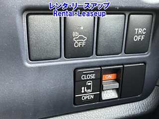 TOYOTA NOAH 2014