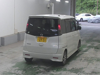 NISSAN ROOX 2012