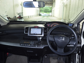 HONDA FREED 2010