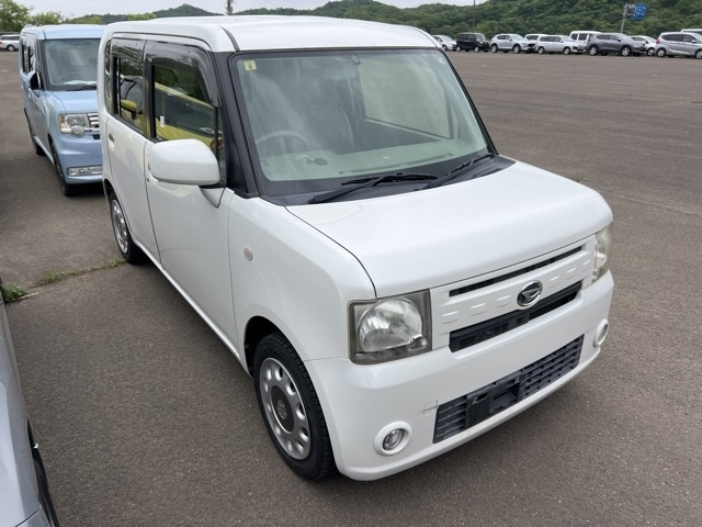 DAIHATSU MOVE CONTE 2014