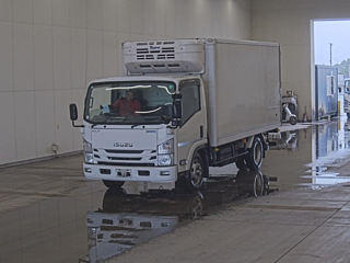 ISUZU ELF 2019