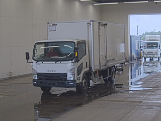 ISUZU ELF 2018