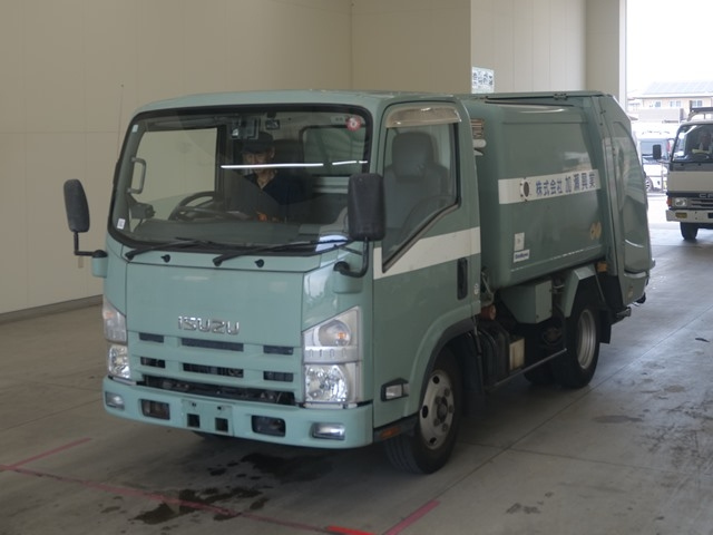 ISUZU ELF 2011