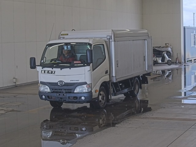 HINO DUTRO 2013