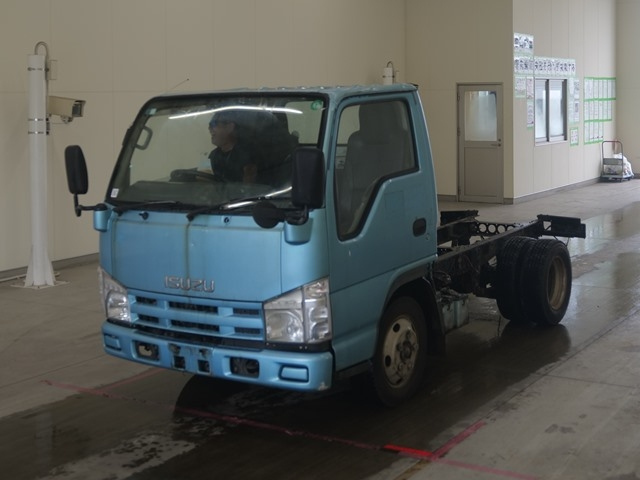ISUZU ELF 2008