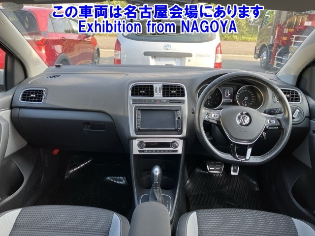 VOLKSWAGEN CROSS POLO 2016