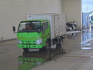 ISUZU ELF 2008