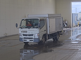 MITSUBISHI CANTER 2013