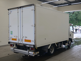 ISUZU ELF 2011