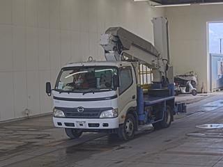 HINO DUTRO 2011