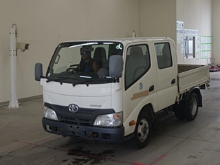 TOYOTA DYNA 2012