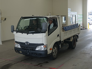 HINO DUTRO 2011