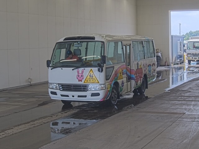 TOYOTA COASTER 2012