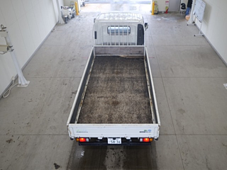 ISUZU ELF 2019