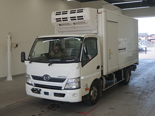 HINO DUTRO 2018