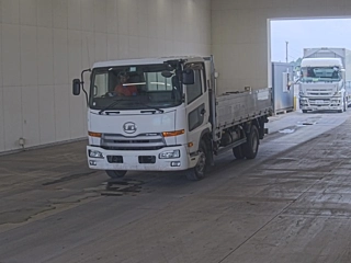NISSAN CONDOR 2013