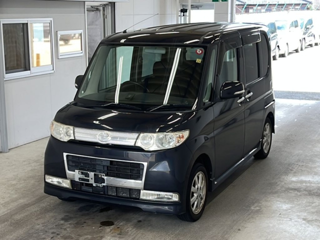 DAIHATSU TANTO 2008
