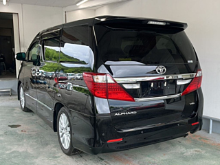TOYOTA ALPHARD 2012