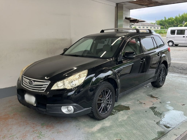 SUBARU LEGACY OUTBACK 2010