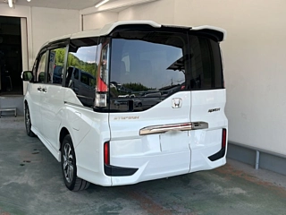 HONDA STEP WAGON 2015