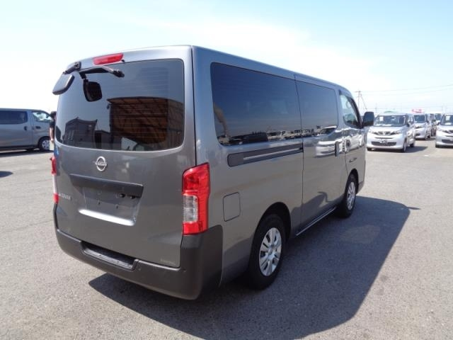NISSAN CARAVAN VAN 2022