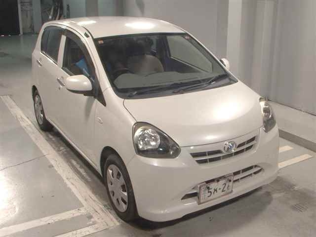 DAIHATSU MIRA E S 2012