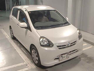 DAIHATSU MIRA E S 2012