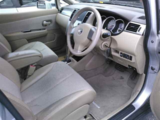 NISSAN TIIDA 2011
