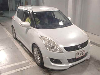 SUZUKI SWIFT 2012