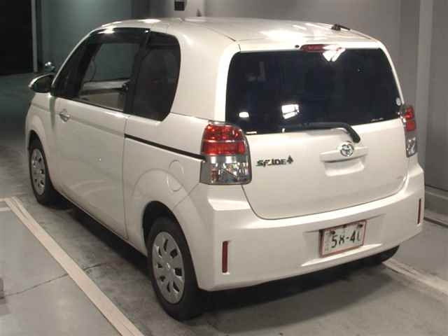TOYOTA SPADE 2014