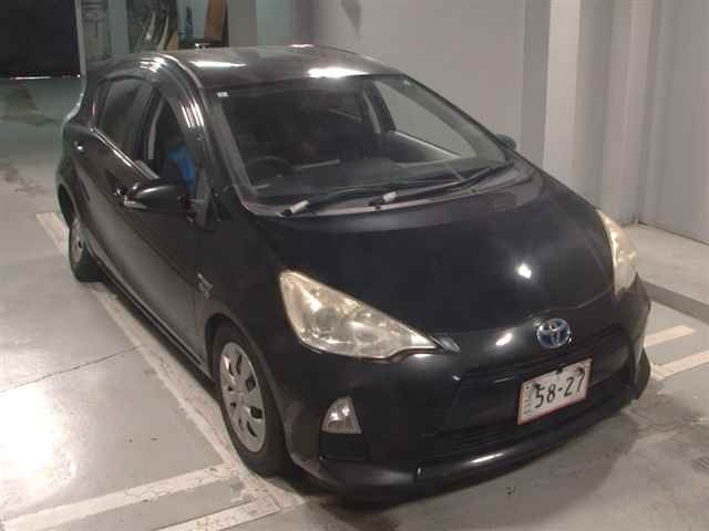 TOYOTA AQUA 2013