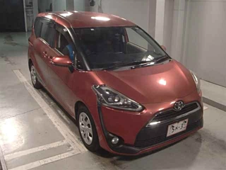 TOYOTA SIENTA 2016