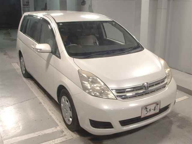 TOYOTA ISIS 2010