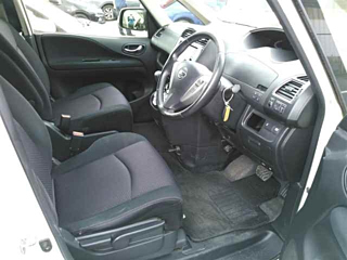 NISSAN SERENA 2012