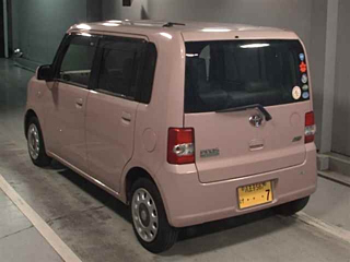 TOYOTA PIXIS SPACE 2013