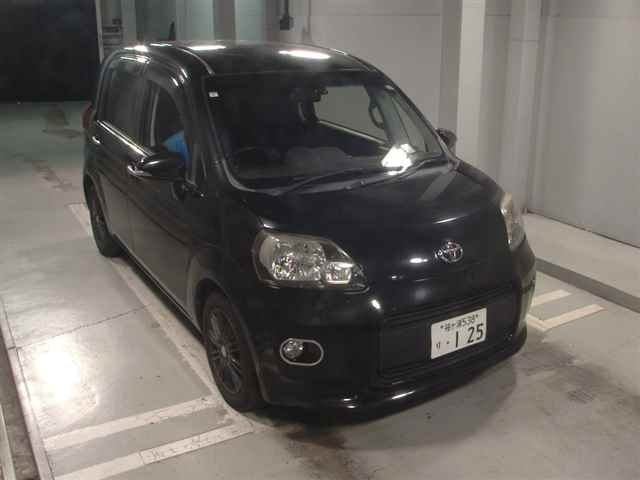 TOYOTA PORTE 2014