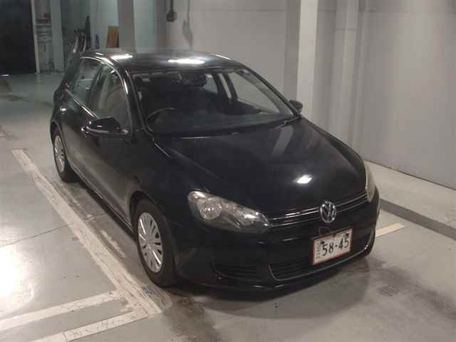 VOLKSWAGEN GOLF 2010