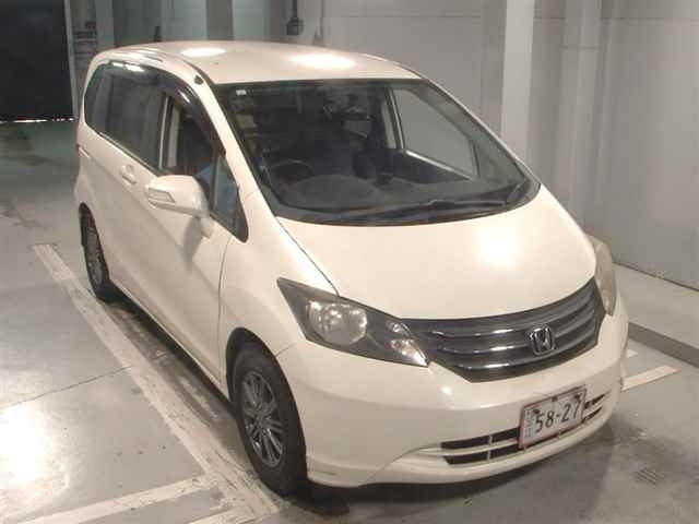 HONDA FREED 2009