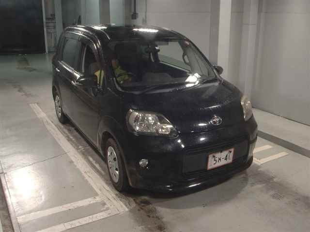 TOYOTA PORTE 2014