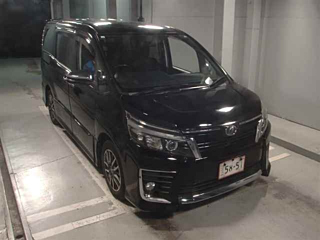 TOYOTA VOXY 2014