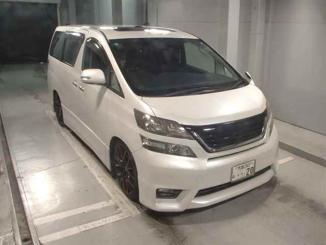 TOYOTA VELLFIRE 2009