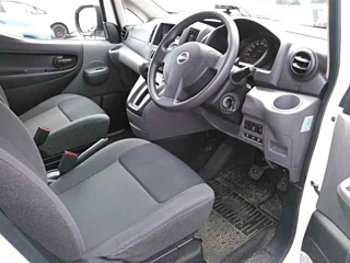 NISSAN NV200 2021